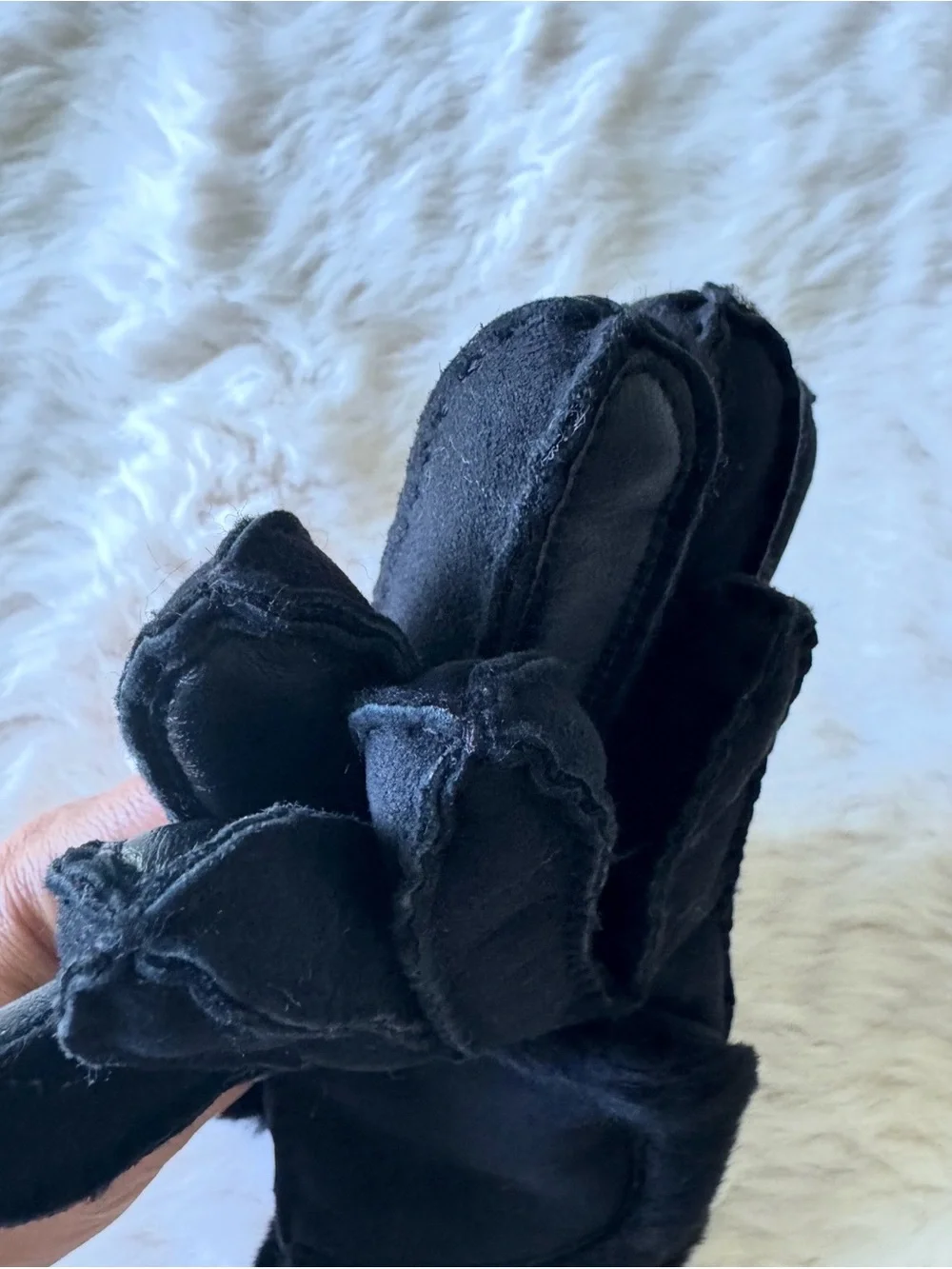 UGG Black Suede-Look Faux Fur Trim Women's Gloves